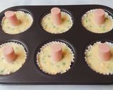 Hình bước làm 4 của món Muffins MẶN vị: phô mai-hành lá-xúc xích