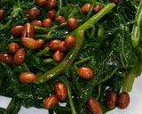 Foto langkah ke 2 dari resep Pecak Kangkung Sambal Terasi.