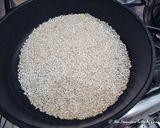 Foto del passaggio 4 della ricetta Risotto con crema di melanzana, scamorza ed erbe creole