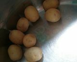 Foto do passo 1 de Batata bolinha recheada com gorgonzola