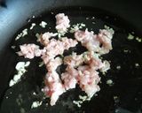 รูปขั้นตอนการทำที่ 2 ของ บวบผัดไข่ใส่หมูสับ