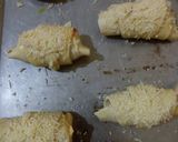Foto langkah ke 3 dari resep Croissant isi Sosis (with danish pastry sheet).
