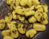 Sóskás gnocchi pirított dióval🌱🥔 recept fázis 3 fotója