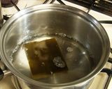 A picture of step 4 of Asari Shio Ramen (Clam Salt Ramen).