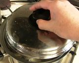 A picture of step 6 of Asari Shio Ramen (Clam Salt Ramen).