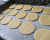 Foto del paso 5 de la receta: Galletitas de limón 🍋
