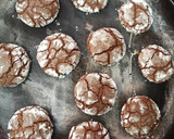 Foto del paso 3 de la receta: Galletitas craqueladas de chocolate 🍫