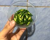 Foto langkah ke 1 dari resep Kikil Cabai Hijau.