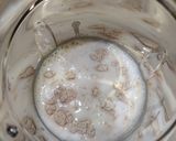 A picture of step 2 of Oats almond smoothie.