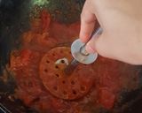 A picture of step 9 of Tomato sweet chutney (Bengali tomato tok).