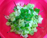 Foto del paso 3 de la receta: Garbanzos con acelgas en crema de verduras