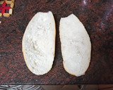 Foto del paso 1 de la receta: Bocadillo de pechuga empanada, tomate y queso