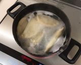 A picture of step 12 of Blackberry pierogi (dumplings).
