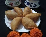 A picture of step 7 of Kata Pitha.