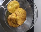ફરસી પૂરી(farsi puri recipe in Gujarati) રેસીપી સ્ટેપ3ફોટો