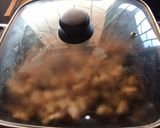 Foto del paso 3 de la receta: Quesadillas con pollo en salsa de molcajete