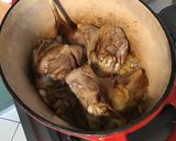 Une image de l'étape 5 de Souris d'agneau confites au miel, thym et romarin.