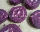 Foto langkah ke 6 dari resep Getuk Ubi Keju Gulung.