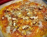 Foto del paso 4 de la receta Pizza casera de Cabrales con pesto y nueces