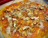 Foto del paso 4 de la receta: Pizza casera de Cabrales con pesto y nueces