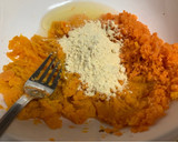 Foto del paso 2 de la receta: Pizza vegana con masa de boniato y zanahoria🥕