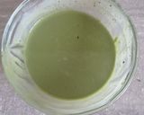 Foto del passaggio 2 della ricetta Insalata di mozzarella e verdure con pesto e cialde al # tè matcha