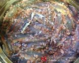 A picture of step 2 of Maria's marinated gavros.