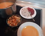 Foto del paso 7 de la receta: Caldo rápido de pollo y verduras