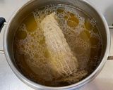 A picture of step 1 of Boiled Pork with Chili Garlic Miso.