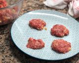 Foto del paso 5 de la receta: Hamburguesas caseras de ternera y magro BLW para Miguel, hechas por Miguel