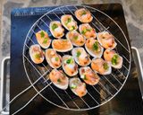 Hình bước làm 4 của món Sò lông nướng mỡ hành