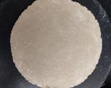 A picture of step 4 of Pearl millet roti.