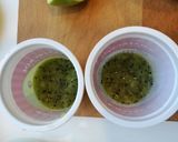 A picture of step 3 of Fruit ice cream kiwi and apple.