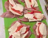Baconba tekert, töltött csirkemell recept fázis 2 fotója
