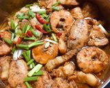 Hình bước làm 1 của món Cá kho hành ớt