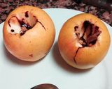 Foto del paso 3 de la receta: Manzanas asadas al horno con algarrobina 😋