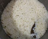 Foto langkah ke 3 dari resep Nasi Daun Jeruk.