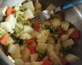 Foto del paso 3 de la receta: Tortilla de brócoli, zanahoria y papa #Mercado