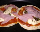 Foto del paso 2 de la receta: Pizzas rapiditas