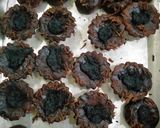 Foto langkah ke 4 dari resep 214. Thumbprint Cookies Enaak 👍👍.