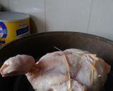 Foto langkah ke 1 dari resep Ayam ingkung panggang bumbu rujak.