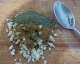 Foto del paso 3 de la receta: Boniatos y Papas rebozados, al horno con pollo (apto hipertensos)
