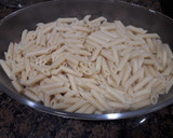 Foto del paso 3 de la receta: Macarrones con bechamel y queso gratinados