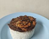 Foto langkah ke 3 dari resep 42. Nasi Telor Ceplok Pontianak.