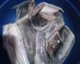 Foto langkah ke 1 dari resep Ikan lele goreng bumbu.