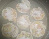 A picture of step 6 of Pizza cups.