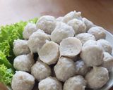 Foto langkah ke 3 dari resep Bakso Ayam Tanpa Food Tanpa Processor, chopper atau Blender (pakai daging giling).