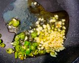 A picture of step 2 of Basil pesto pulao.