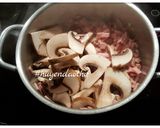 Hình bước làm 4 của món Spaghetti Carbonara champignons