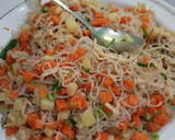 Foto langkah ke 1 dari resep Pastel Bihun Sayur.
